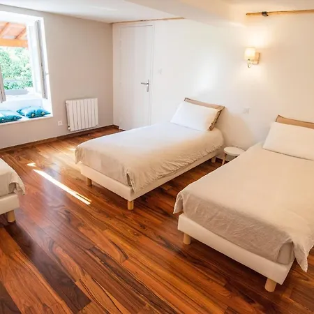 La Doloreanne Guest house 4*