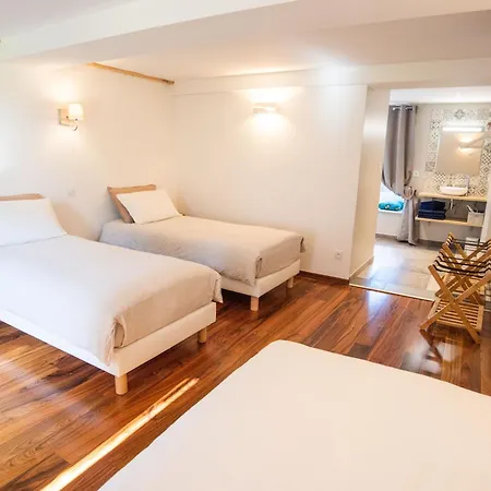 Pensión La Doloreanne